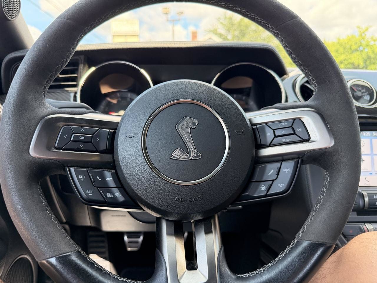 Used 2019 Ford Mustang Shelby GT350 w/ Technology Package RWD image 22