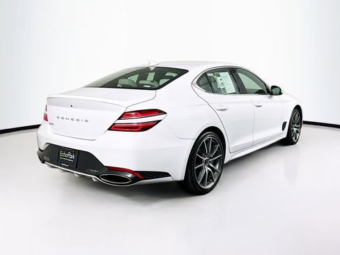 Used 2025 Genesis G70 2.5T image 9