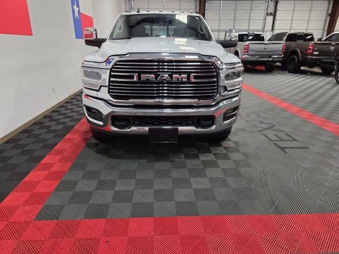 Used 2023 RAM 3500 Laramie AWD/4WD image 5