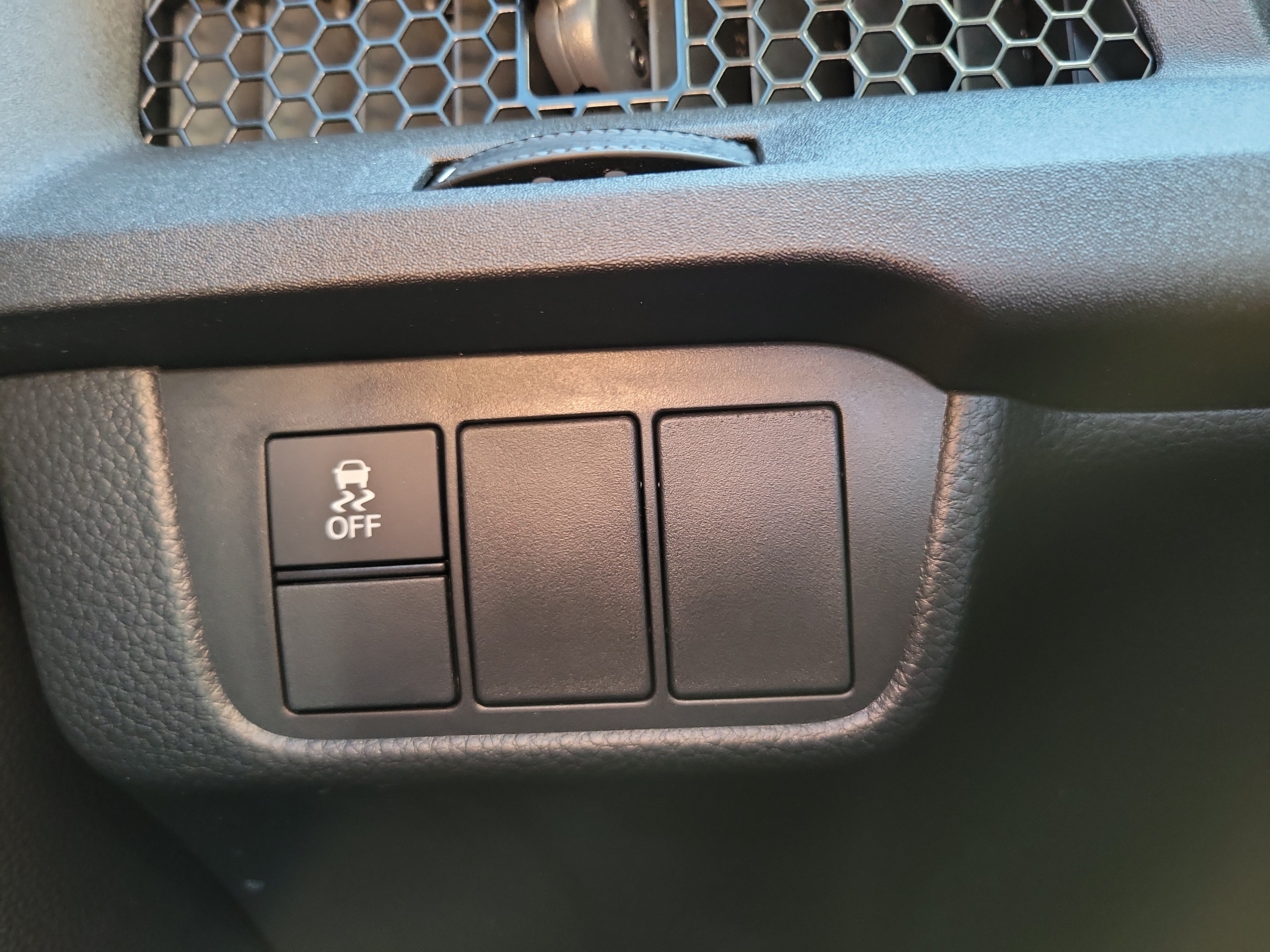 Used 2025 Honda CR-V EX image 31