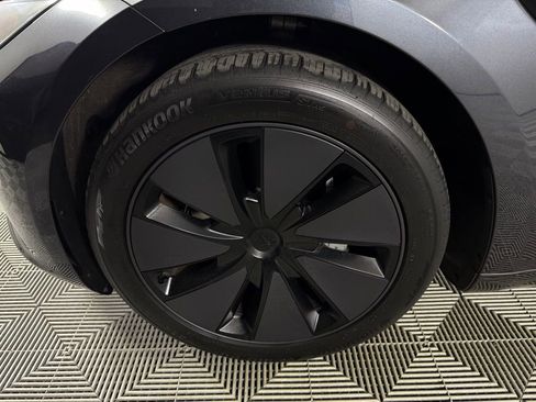 Used 2024 Tesla Model 3 Long Range image 10