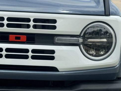 Used 2025 Ford Bronco Heritage Edition AWD/4WD image 5