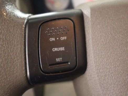 Used 2008 Dodge Ram 1500 Truck SLT image 14