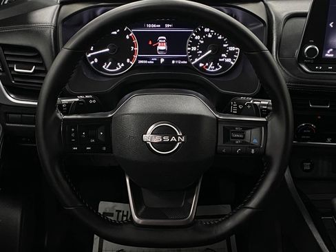 Certified 2025 Nissan Rogue SV image 15