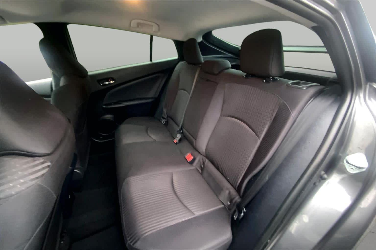Used 2017 Toyota Prius Two FWD image 18