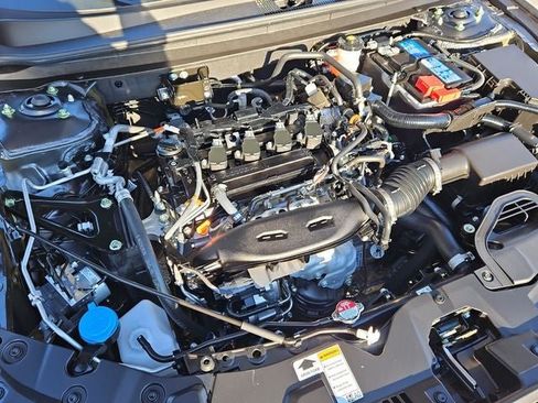 Certified 2025 Honda Accord LX image 32