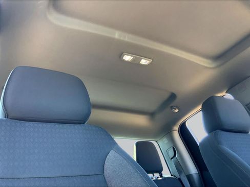 Used 2022 Chevrolet Silverado 1500 Custom RWD image 14