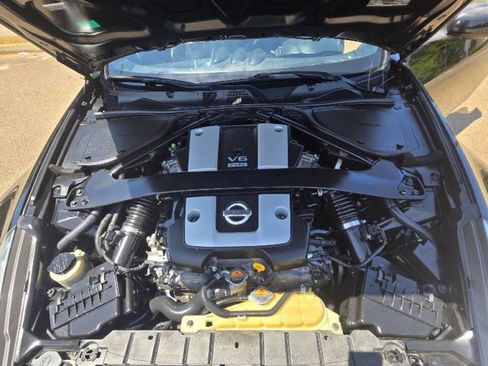 Used 2013 Nissan 370Z Touring w/ Sport Pkg RWD image 13
