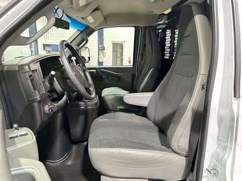 Used 2024 GMC Savana 2500 w/ Driver Convenience Package RWD image 13
