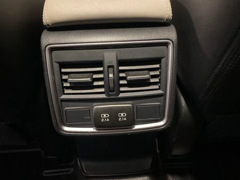 Certified 2023 Subaru Forester Limited image 14