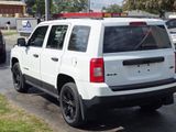 Used 2015 Jeep Patriot 4WD image 4