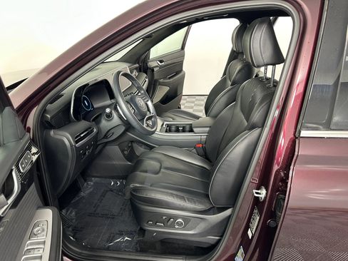 Used 2023 Hyundai Palisade Calligraphy w/ Cargo Package image 23