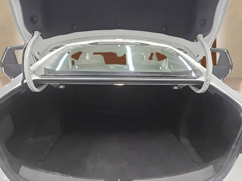 Used 2024 Chevrolet Malibu LT FWD image 15