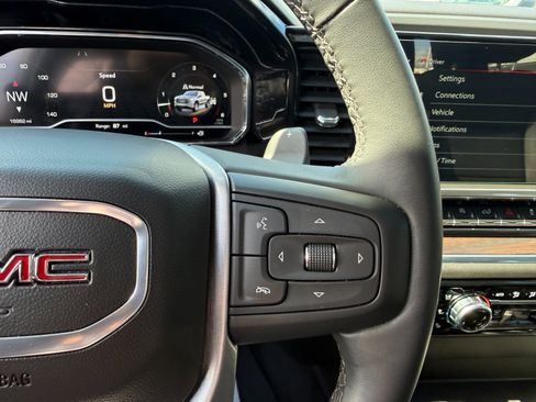 Used 2024 GMC Sierra 1500 SLT w/ SLT Premium Plus Package image 30