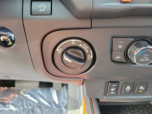 New 2026 Nissan Frontier PRO-4X w/ Pro Premium Package AWD/4WD image 21