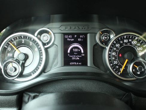 Used 2020 RAM 1500 Big Horn AWD/4WD image 30