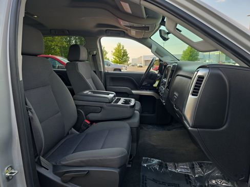 Used 2018 Chevrolet Silverado 2500 LT w/ All Star Edition AWD/4WD image 29