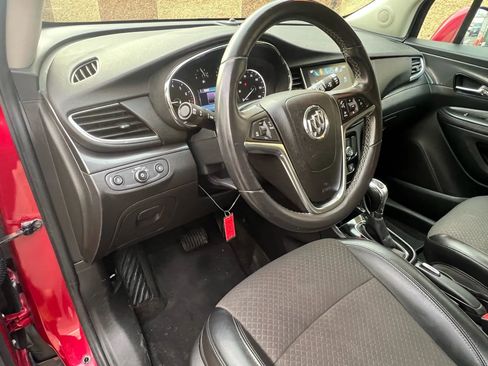 Used 2019 Buick Encore Sport Touring image 24