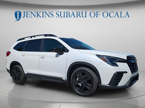 Used 2024 Subaru Ascent Onyx Edition Limited AWD/4WD image 9