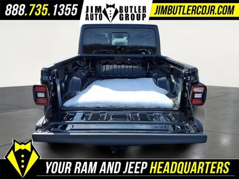 New 2026 Jeep Gladiator Mojave image 6