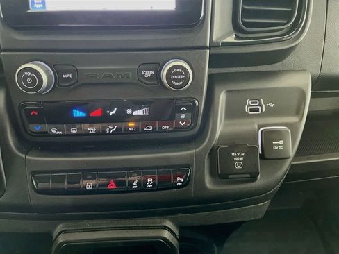 Used 2024 RAM ProMaster 2500 w/ Safety Group FWD image 20