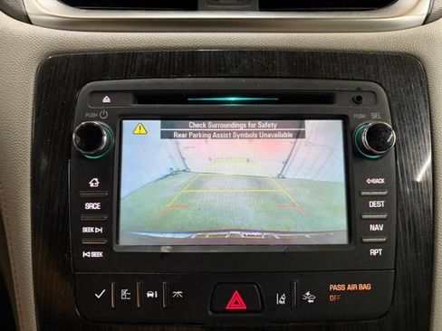 Used 2017 Chevrolet Traverse Premier AWD/4WD image 38