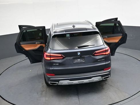 Used 2022 BMW X5 xDrive40i w/ Premium Package image 44