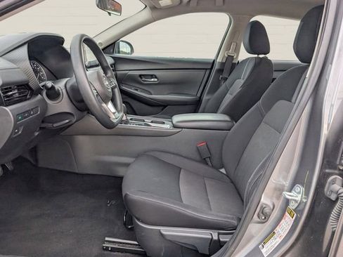 Used 2024 Nissan Sentra SV image 8