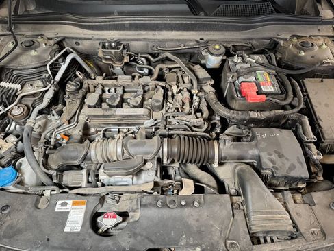 Used 2018 Honda Accord LX image 23