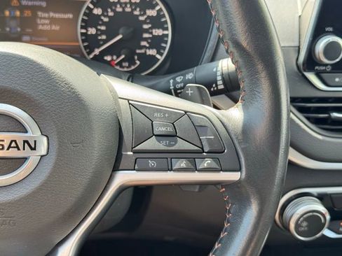 Used 2022 Nissan Altima 2.5 SR image 24