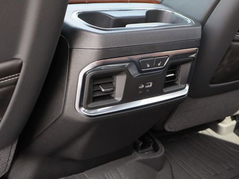 New 2026 GMC Sierra 3500 Denali Ultimate image 19