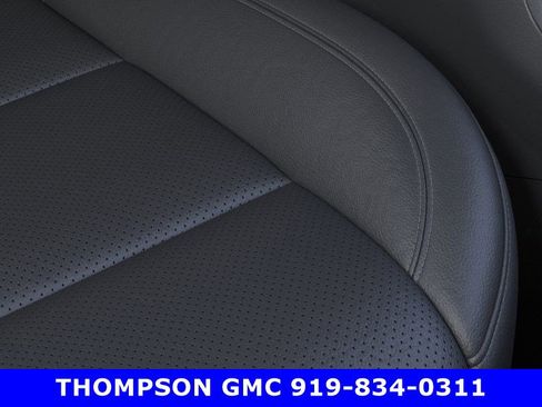 New 2025 GMC Sierra 2500 SLT w/ SLT Convenience Package image 21