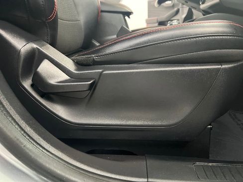 Used 2024 Ford Escape ST-Line image 24