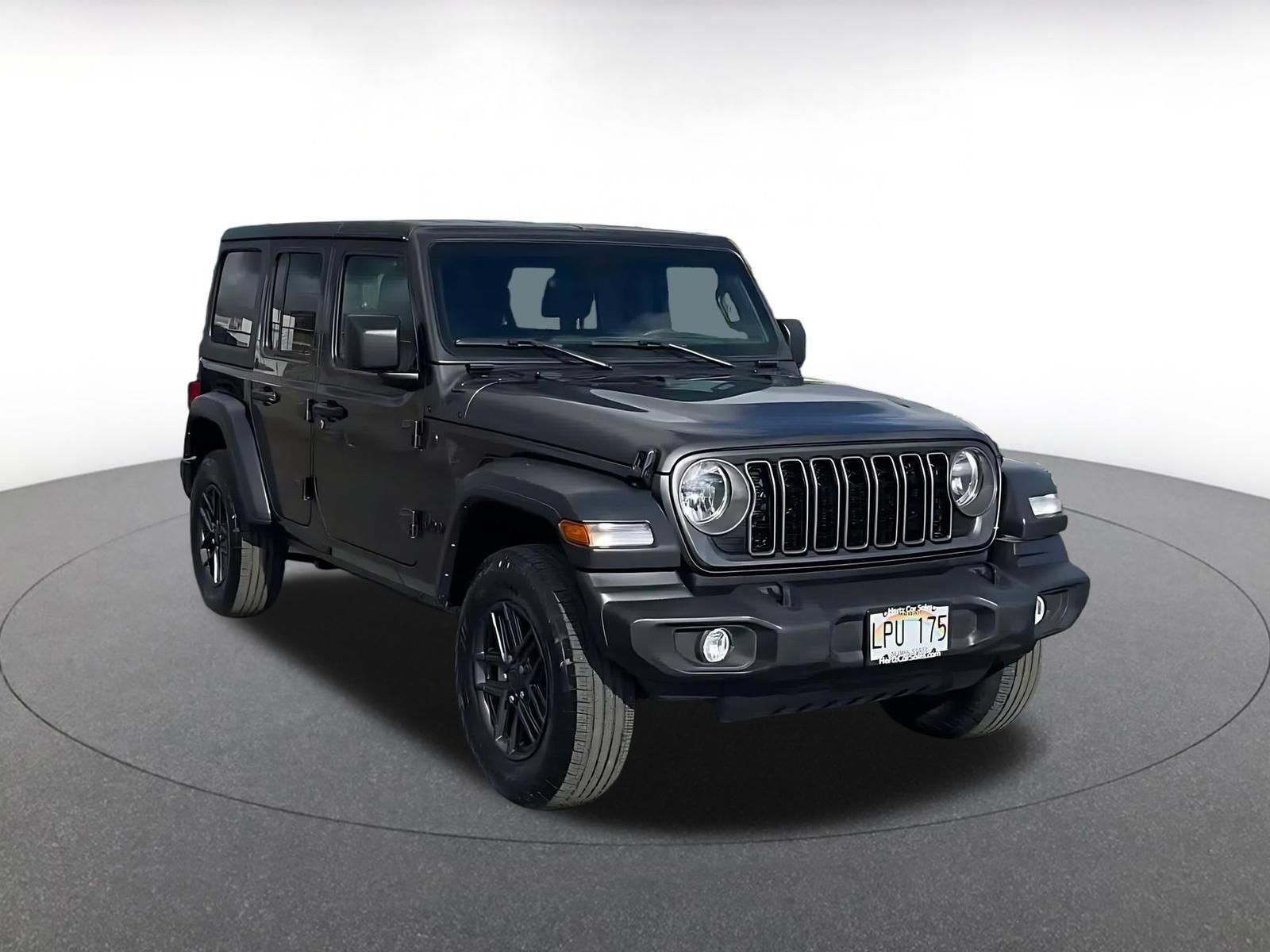 Used 2025 Jeep Wrangler Unlimited Sport AWD/4WD image 3