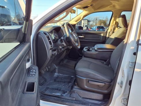 Used 2019 RAM 3500 Tradesman image 20