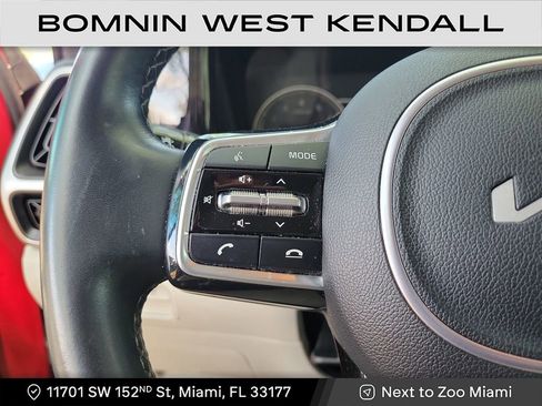 Used 2022 Kia Sorento S image 16