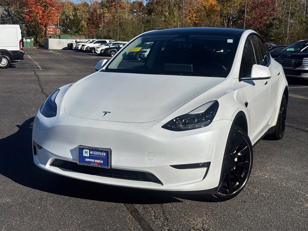 Used 2023 Tesla Model Y Long Range AWD/4WD image 1