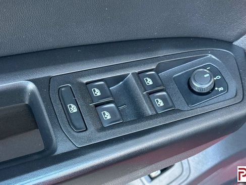 Used 2020 Volkswagen Atlas Cross Sport SE AWD/4WD image 12