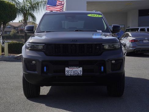 Used 2022 Jeep Grand Cherokee Trailhawk w/ Advanced Protech Group II AWD/4WD image 9
