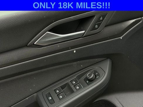 Used 2022 Volkswagen GTI SE image 20