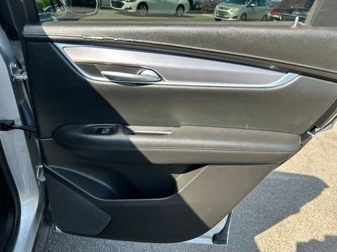 Used 2018 Cadillac XT5 Luxury w/ Driver Awareness Package FWD image 44