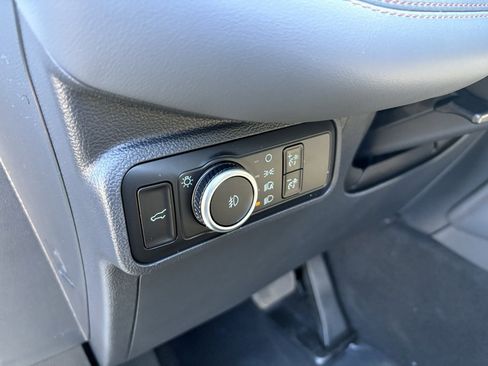 New 2026 Ford Explorer Active w/ Active Comfort Package image 38