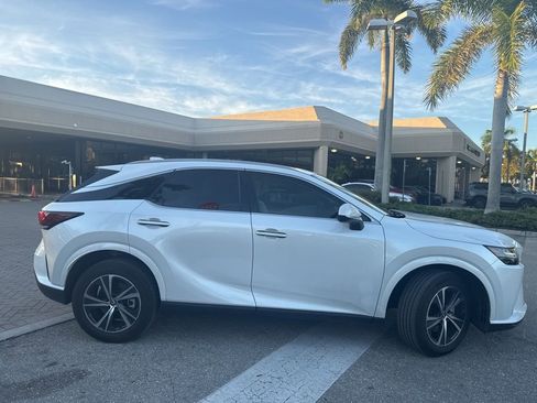 Used 2024 Lexus RX 350h image 37