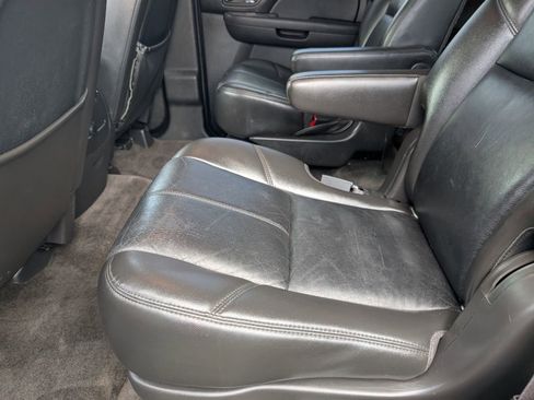 Used 2011 Chevrolet Tahoe LT image 8