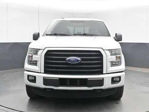 Used 2015 Ford F150 XLT w/ Equipment Group 302A Luxury AWD/4WD image 3
