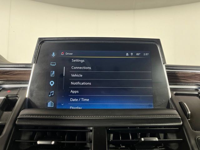 Used 2023 Chevrolet Suburban Z71 AWD/4WD image 30