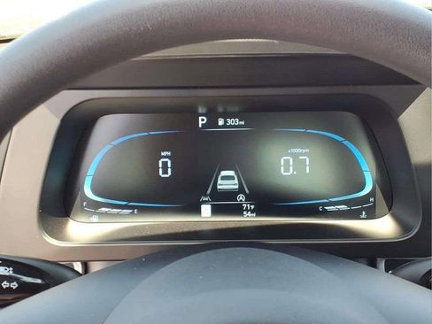 New 2026 Hyundai Elantra SE FWD image 13
