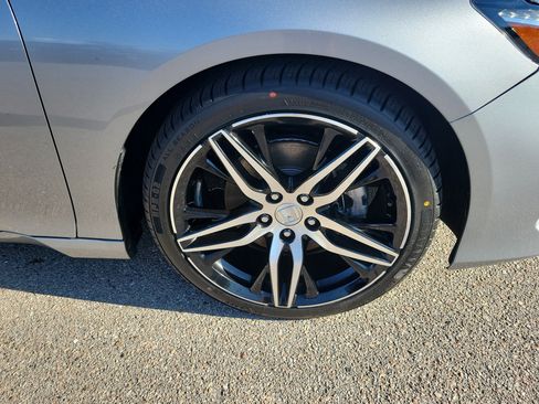 Used 2022 Honda Accord Touring image 13
