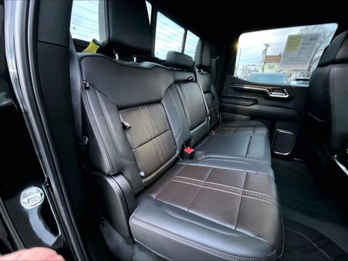 Certified 2024 Chevrolet Silverado 1500 High Country w/ High Country Premium Package image 16