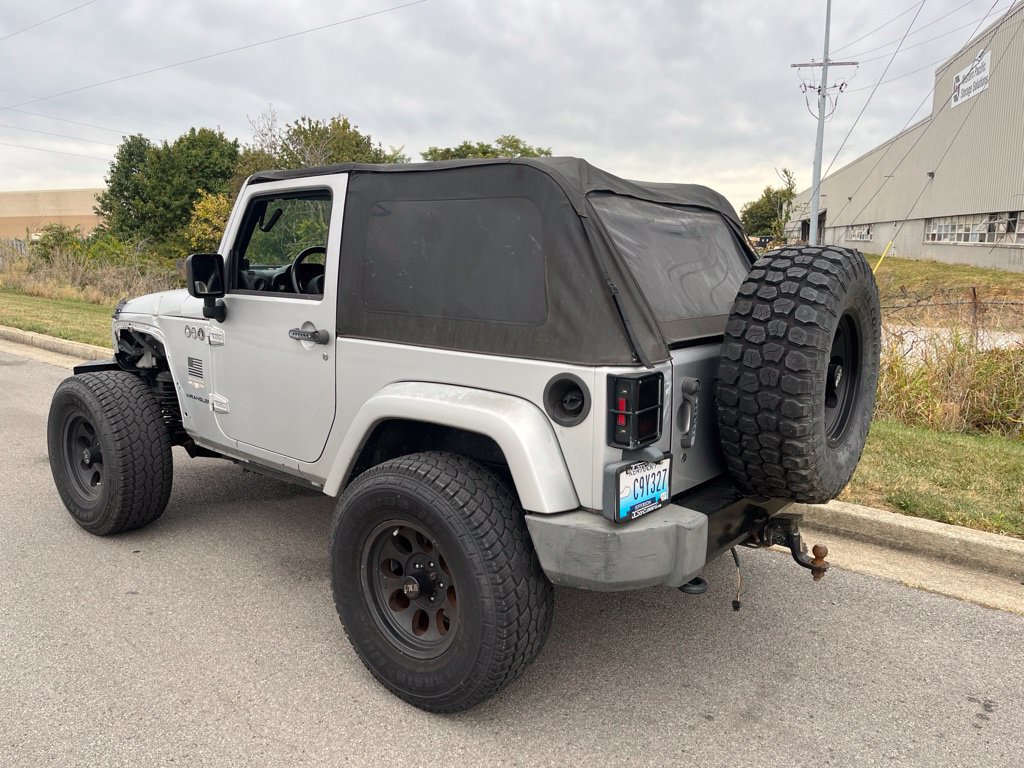 Used 2009 Jeep Wrangler Sahara AWD/4WD image 4